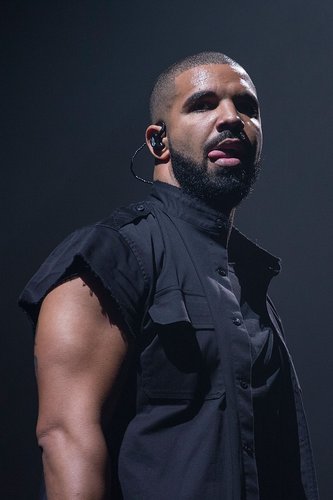 Drake performs onstage during weekend two, day two of Austin City Limits Music Festival at Zilker Park on October 10, 2015 in Austin, Texas