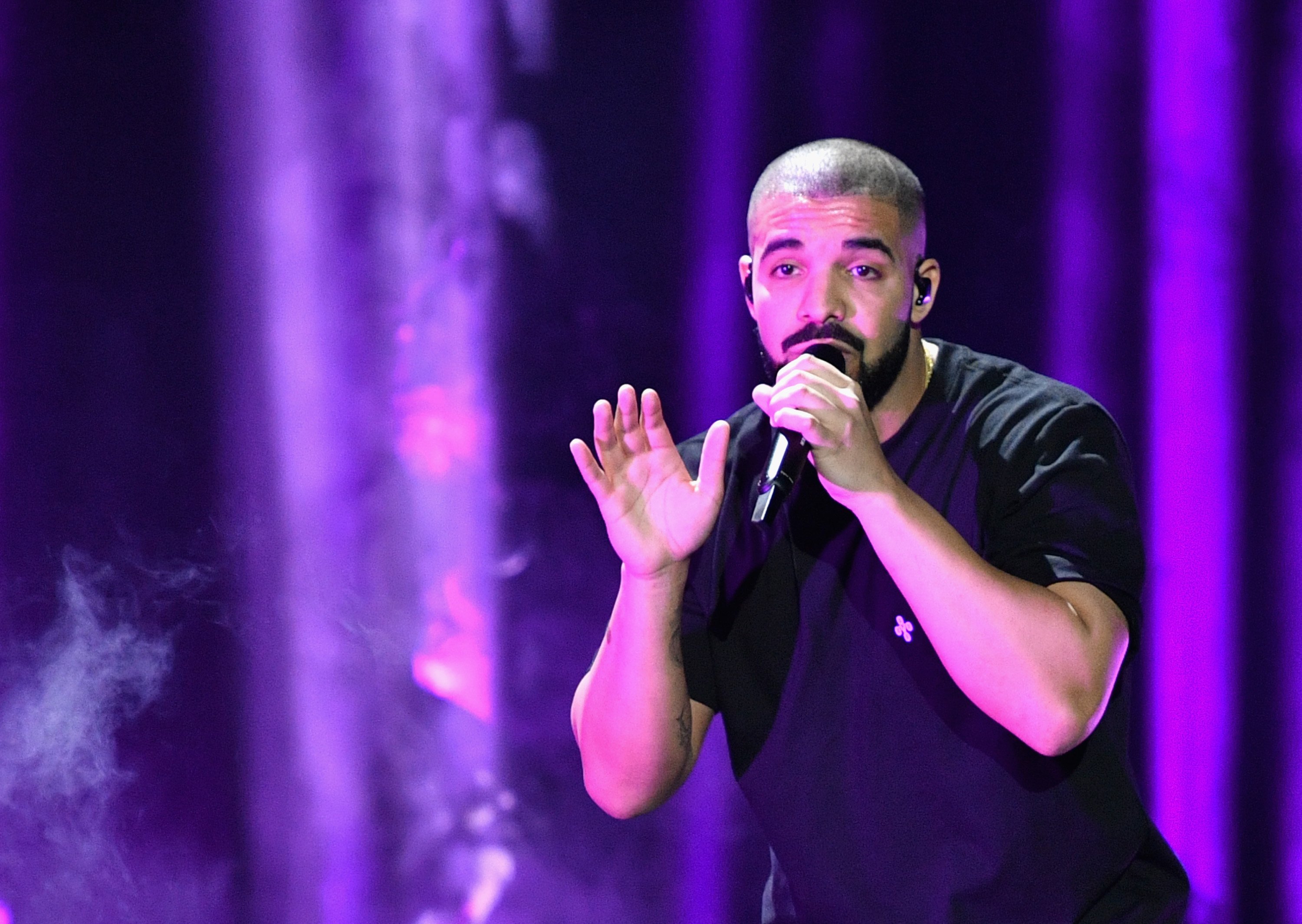 Drake performs onstage at the 2016 iHeartRadio Music Festival at T-Mobile Arena on September 23, 2016 in Las Vegas