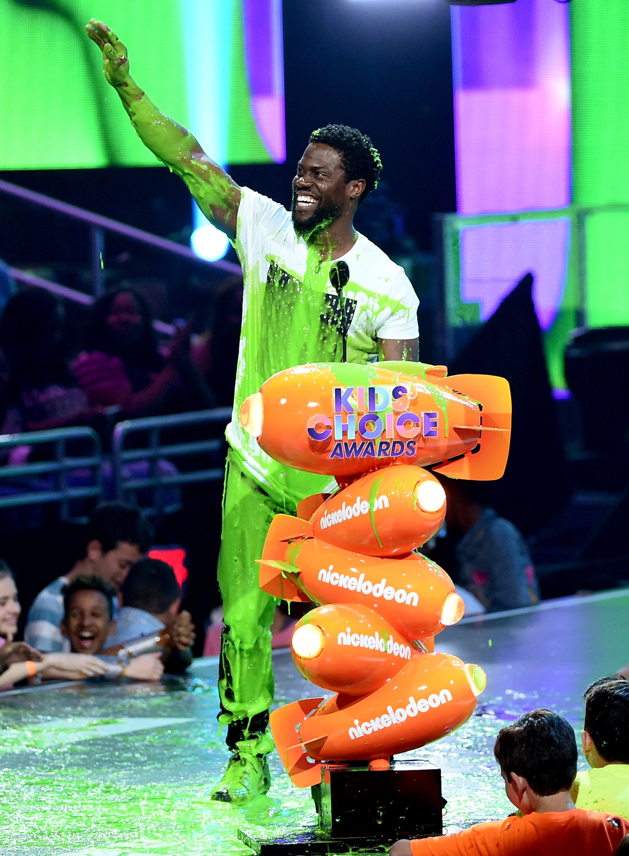 Kevin Hart gets slimed onstage at Nickelodeon's 2017 Kids' Choice Awards on March 11, 2017 in Los Angeles