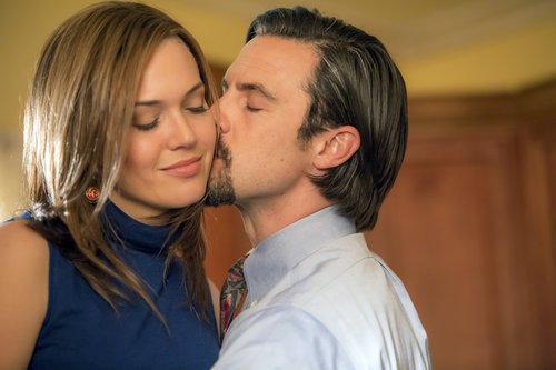 Mandy Moore as Rebecca and Milo Ventimiglia as Jack in 'This Is Us'
