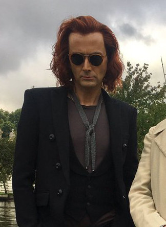 MY GOD, LOOK AT DAVID TENNANT. If that doesn't scream, "I'm a demon who listens to Queen in his 1926 Bentley," then I don't know what does.