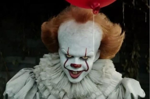 Though a lot of you haven't seen It yet, you probably still know know about Pennywise since he's a dancing meme and a gay icon who's dating the Babadook.