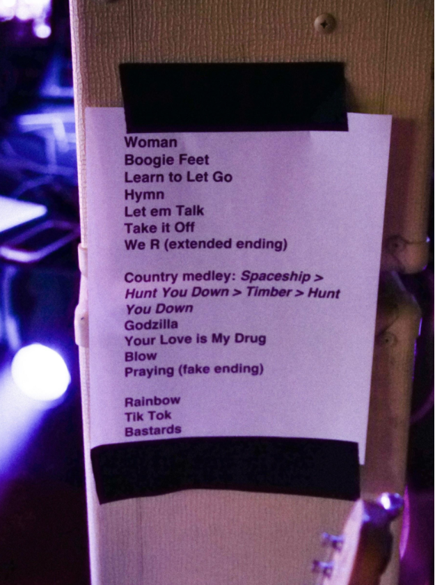 And here's the set list from that first night.