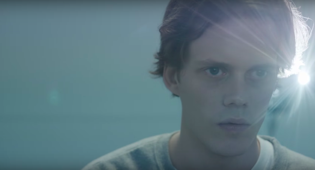 Plus a couple faces that should be very familiar to Stephen King fans. Like Bill Skarsgård.