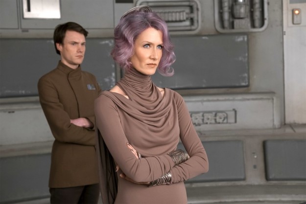 Now, you might be saying, "Well, Laura Holdo Dern should've been more transparent with her plan." But the thing is, she's the fucking grand admiral and doesn't need to explain herself to anyone, much less a low-ranking captain who's kicking over chairs.