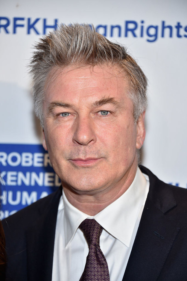 At a time when several stars are admitting to regretting working with filmmaker Woody Allen, as Hollywood grapples with the #MeToo movement, actor Alec Baldwin is pushing back on performers denouncing their past involvement with the famed director.