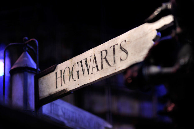 Some of your favorite actors from the Harry Potter movie series will be reprising their roles for an upcoming mobile game based on life at Hogwarts.